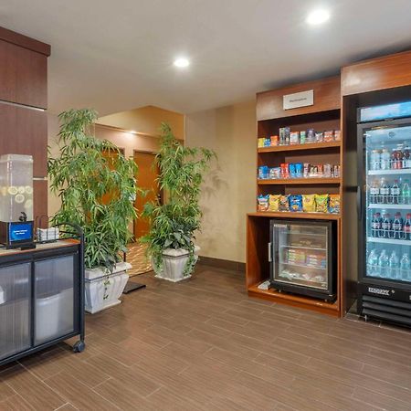 麦金尼 - 艾伦康福特套房酒店 外观 照片